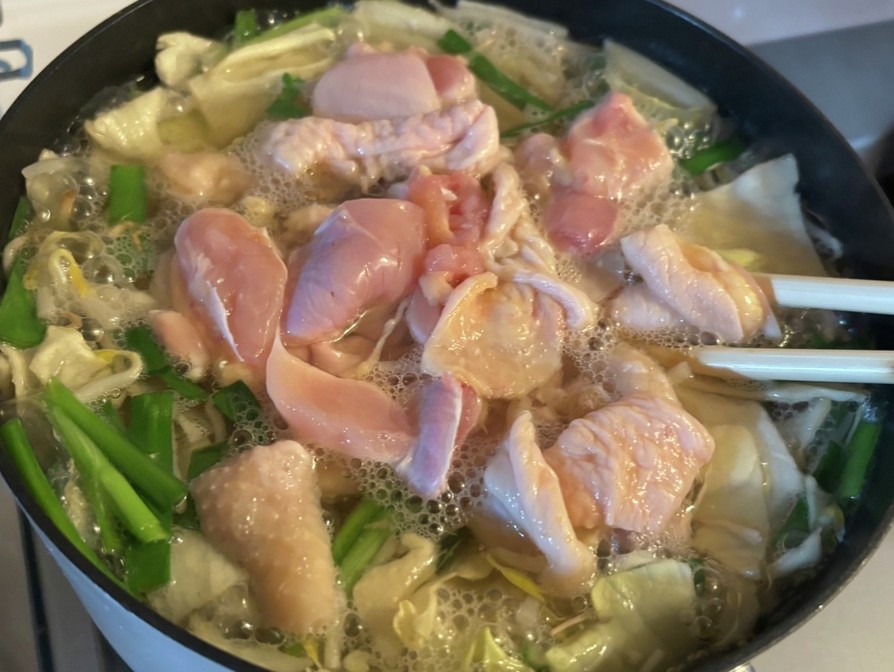 鶏肉と野菜のスープの画像
