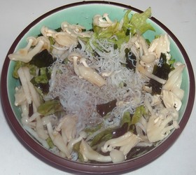 若布&レタス&白す&ブナピー&大根サラダ