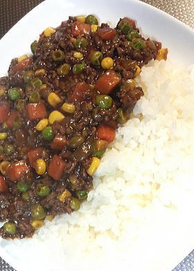 キーマカレーのような簡単ハヤシライス