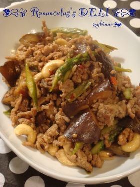 茄子とひき肉の♔アジアン〜なスイチリ炒め