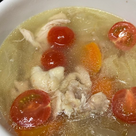 鶏手羽元と麹で作るサムゲタン風スープ