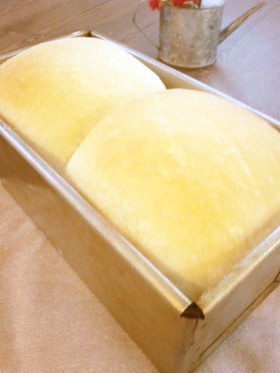 簡単!ほわほわもっちり手捏ね食パン❁