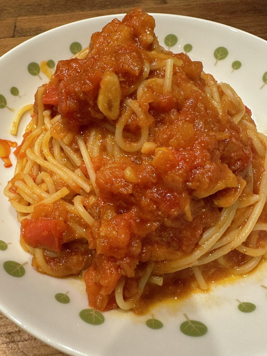 本気のトマトとニンニクのスパゲティの画像