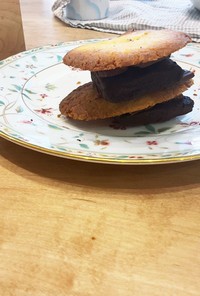 チョコクッキー&プレーンクッキーのサンド