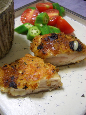 とりもも肉のチーズはさみ焼き