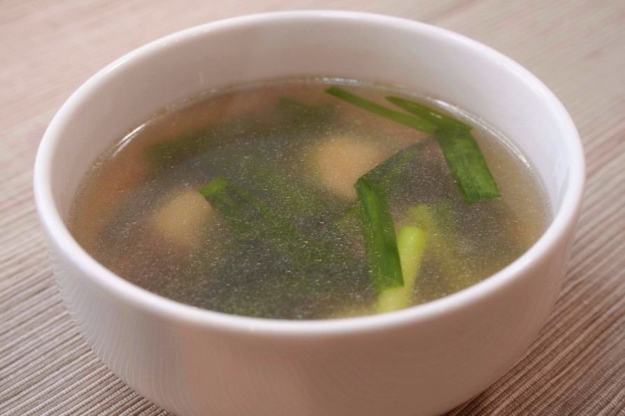 ニラと豆腐の中華風スープの画像