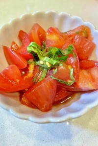 トマトと大葉の無限サラダ