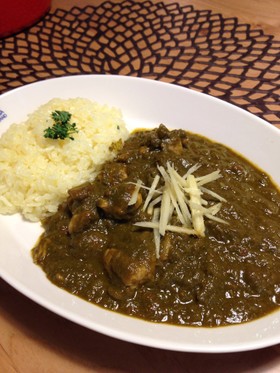 簡単★ほうれん草カレー(サグチキン)