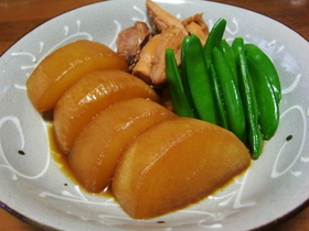鶏と大根の煮物