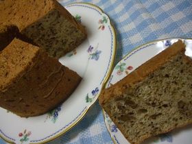 卵白消費のシフォンケーキ(コーヒー&くるみ)