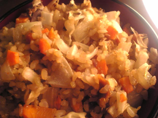 鮭とエリンギと野菜のピリ辛胡麻炒飯の画像