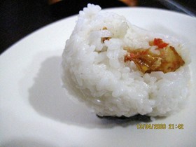 干しえびかつおおにぎり