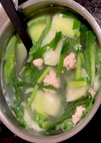 10分簡単♡鶏ひき肉と青梗菜の中華スープ