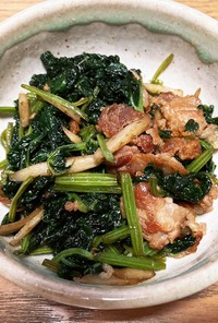ごぼうの葉と豚肉の炒め物
