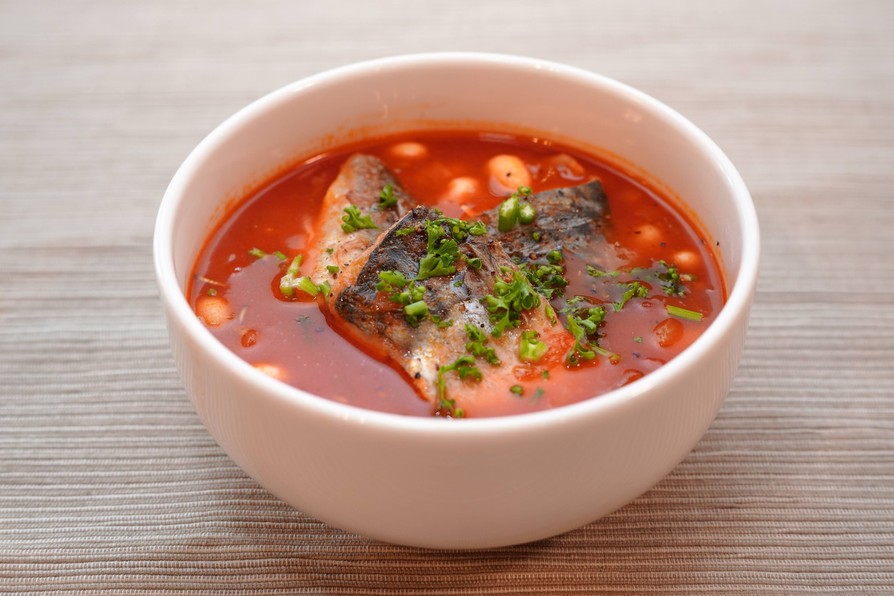 鯖と大豆のトマト煮の画像