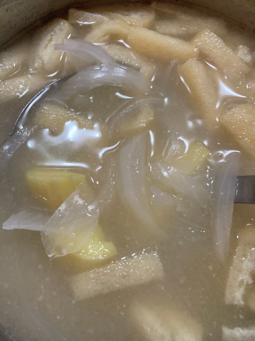 さつまいもの味噌汁の画像