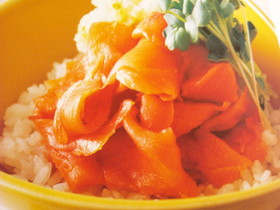 美味❤スモークサーモンのゆずおろし丼