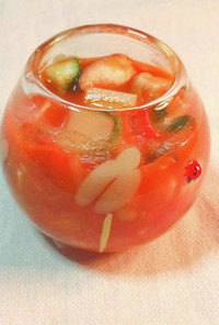 野菜の冷製トマトスープ