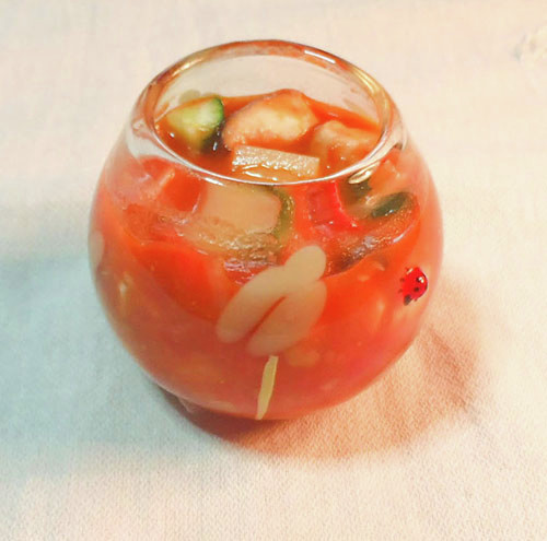 野菜の冷製トマトスープの画像