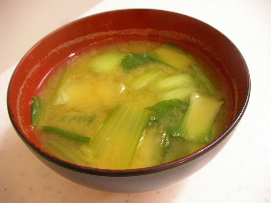 カレー風味のお味噌汁・・・チンゲン菜編の画像