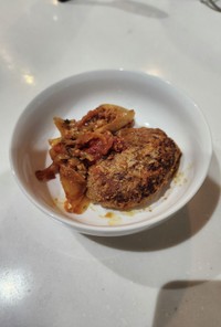 トマトカレー煮込みハンバーグ