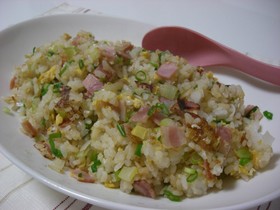あっさり♪簡単和風チャーハン