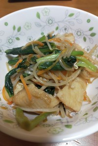 白身魚と小松菜の炒め物
