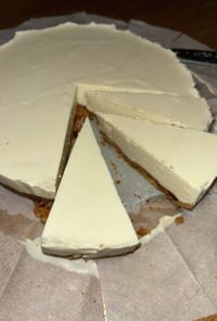 低糖質レアチーズ、1ホールの糖質約25g