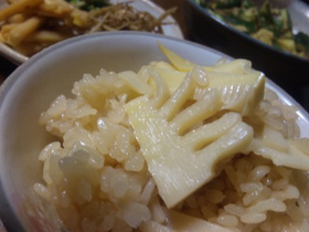 タケノコだけ☆炊き込みごはん