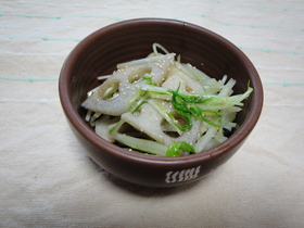 れんこんと水菜のナムル