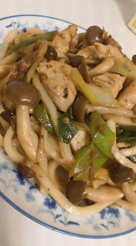 何度食べても飽きない☆焼きうどん