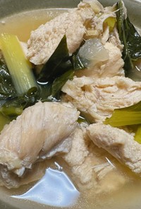 電気圧力鍋で柔らか鶏胸肉ティノラ風スープ