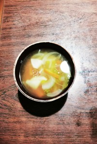 レタスと根菜和風スープ