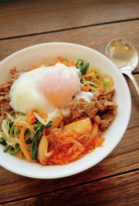 おうちで簡単！韓国料理☆ビビンバ