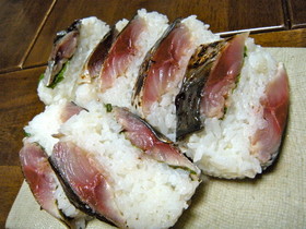 香ばしい!!焼きサバ寿司