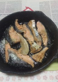 イシスキで銀鮭のアラの焼き鮭V11 