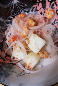 シーフード玉葱梅肉サラダ
