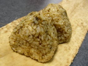 海苔の佃煮とわさびのおにぎり