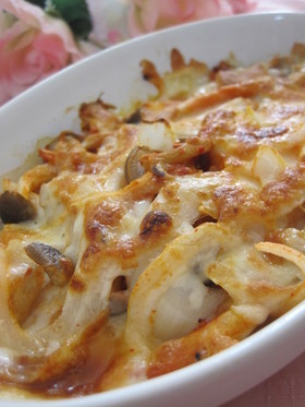キムチの素で♡新玉としめじのチーズ焼き♬