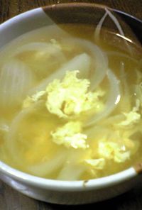 新玉ねぎのふんわり卵スープ