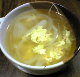 新玉ねぎのふんわり卵スープ
