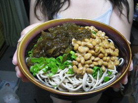 もずく納豆そば