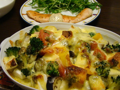 はんぺんと野菜のジェノベ風チーズ焼きの写真