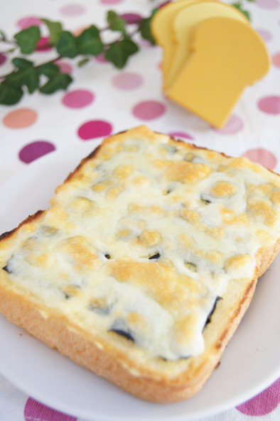 海苔チーズ☆トーストの写真