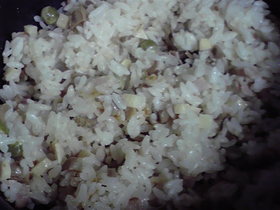 炊飯器でハムライス
