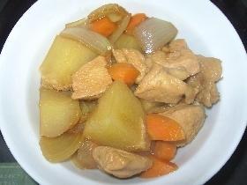 味付は醤油のみ!?シンプル肉じゃが