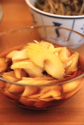 止まらない!セロリのだし醤油漬け