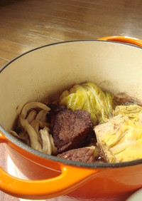 tate塩豚と丸ごと野菜の鍋ロースト