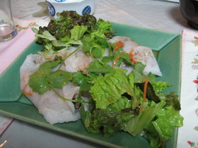 ベトナム蒸し春巻き(Banh Cuon)