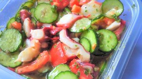 たこときゅうりとトマトのマリネ